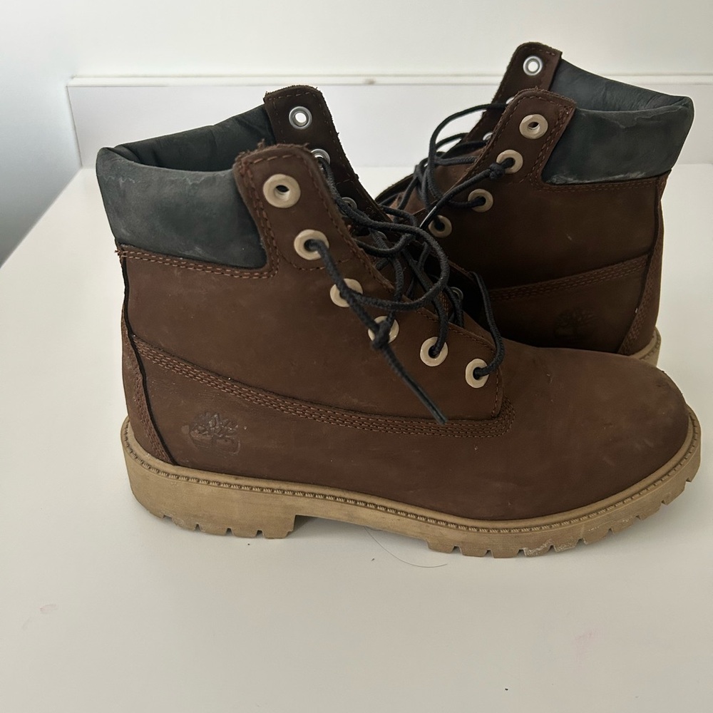 Timberland Dark Brown and Black Ankle Boots